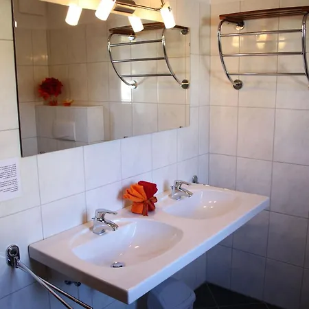 Apartment In Near Lift, Cleaning Included